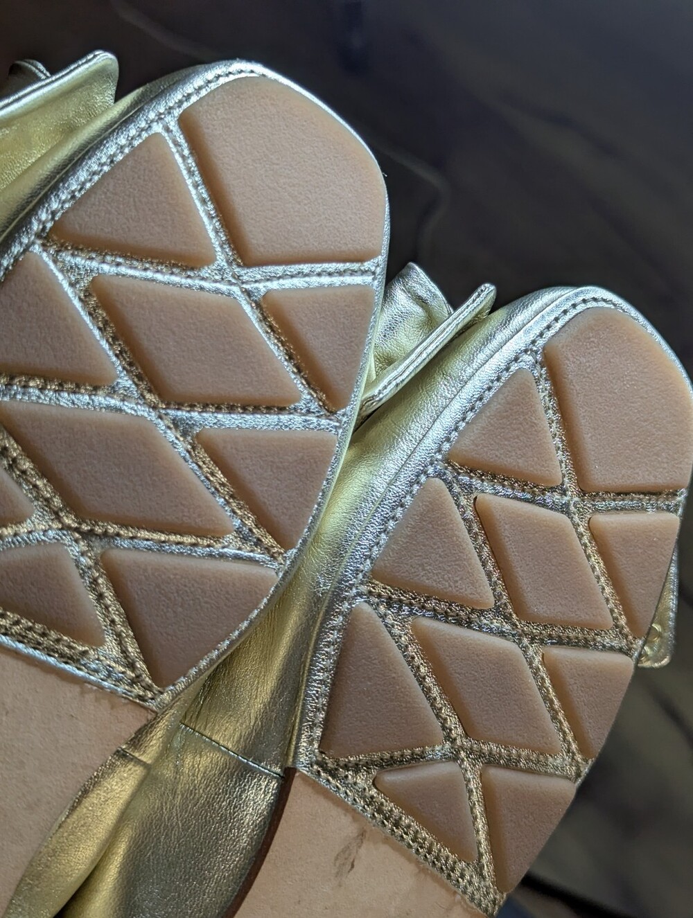 Tory Burch Gold Metallic Devine Bow Ballet Flats Size 7.5/8 - Picture 2 of 11